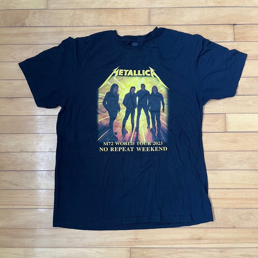 Metallica M72 World Tour 2023 No Repeat Weekend T-Shirt Black Large Gildan